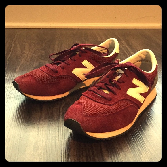new balance 620 burgundy